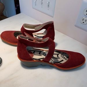 FLY London Piat Córdoba ‘red’ suede shoes